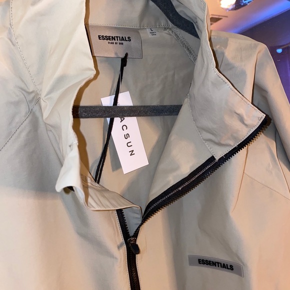 ESSENTIAL - FEAR OF GOD Half-Zip Track Jacket - Picture 9 of 9